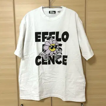 인기 상품 EFFLORESCENCE 에플로렌스 티셔츠 화이트