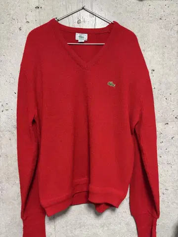 Made in USA IZOD 라코스테 빨간색 V넥 스웨터