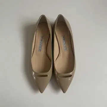 새상품 PELLICO 플랫슈즈 아넬리 안감 처리 베이지