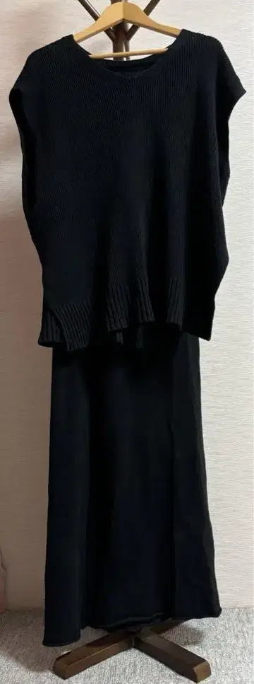 emmi atelier 블랙 썸머 니트 셋업