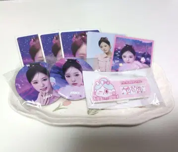 NiziU 리오 트레이딩 카드 캔 배치 네임 배치