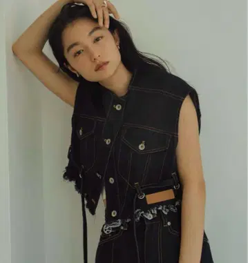 Knuth Marf 데님 베스트 새상품급