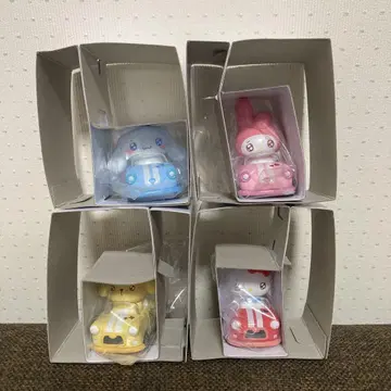 산리오 Sanrio 토미카 TOMICA
