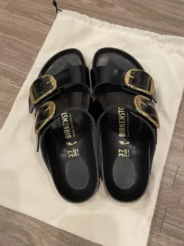 BIRKENSTOCK 샌들