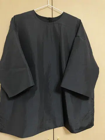 lig. puffer tops 블랙