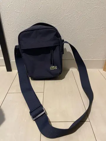 Lacoste 네이비 숄더백