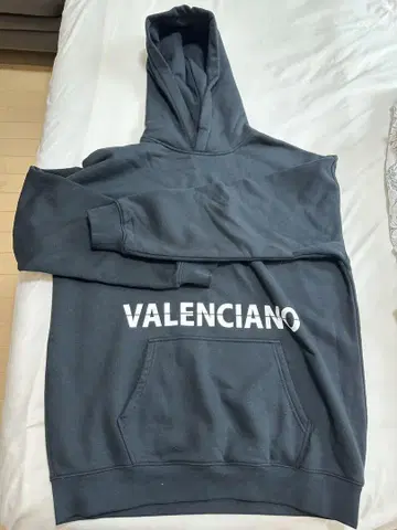 VALENCIANO 발렌시아노 로고 후드티 블랙