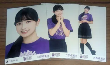 노기자카46 브로마이드 10th 버스라 T 보라색 T 이오키 마오 컴프