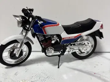 혼다 CBX400F 1/12 스케일 모델 내 머신