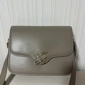 snidel 메탈 모티브 숄더백