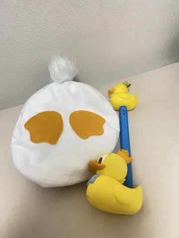 도나파르 베레모, 구와구와 스틱, 실리콘 케이스