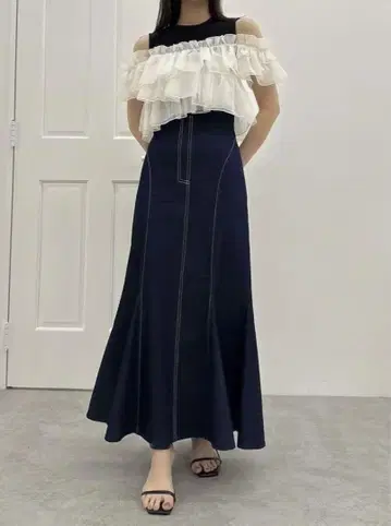 dazzlin 다즐린 스티치 라인 머메이드 스커트 블랙 S