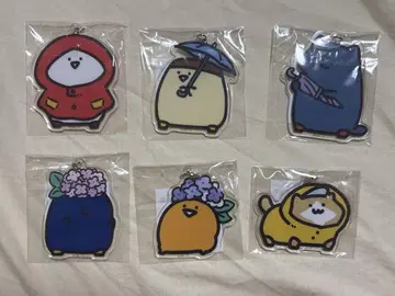 문구와 함께 비와 수국 아크릴 참