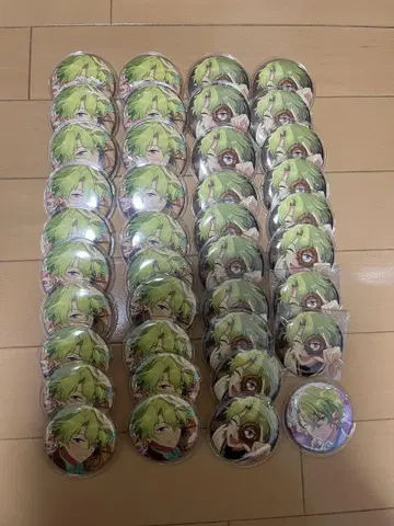 토모에 히요리 캔뱃지 묶음 판매