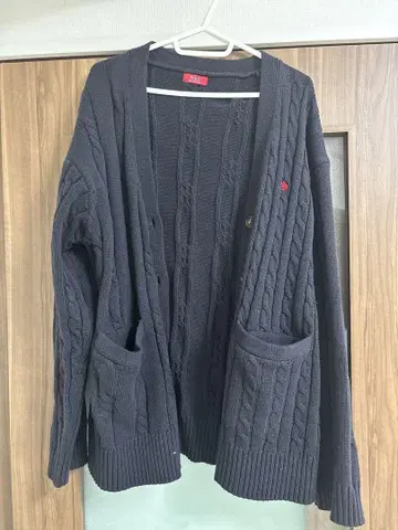 POLO 다크 그레이 케이블 니트 가디건