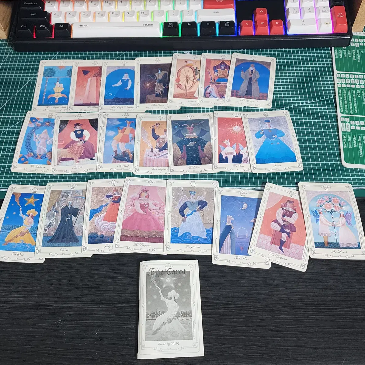 Stella Gaaolewko Tarot Card 22-Card Set (Includes Commentary)