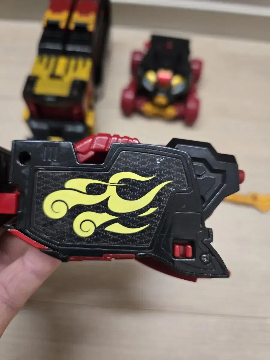 thumbnail-4