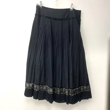 히로코 코시노 개성 넘치는 플리츠 스커트, 블랙