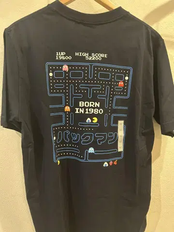PACMAN GU 팩맨 티셔츠 M 사이즈