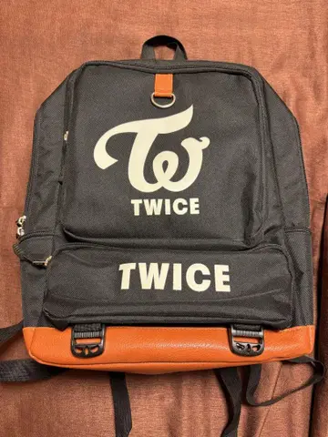 TWICE 로고 백팩 남녀 공용