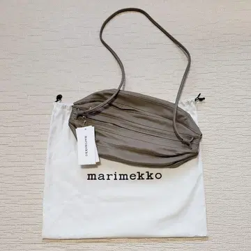 마리메코 카를라 백