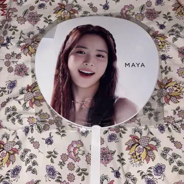 NiziU MAYA 부채