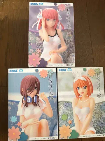 5등분의 신부 쵸코노세 프리미엄 피규어 니노 미쿠 네잎 세트