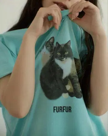 미사용 FURFUR 카미코쿠료 모에 트리플 캣 사진 티셔츠 아쿠아 블루