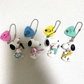 스누피 가챠 락앤롤 파티 보컬 베이스 기타 고유명사 밴드