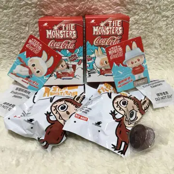 POPMART THE MONSTERS 코카콜라 피규어 2개 세트