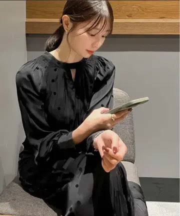 큰 키를 위한 사이즈 [ 리호 씨 콜라보 ] 사이드 슬릿 백 리본 원피스