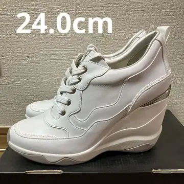 다이애나 슬림 레그 힐 업 스니커즈 24.0cm