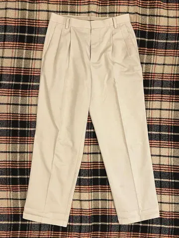 Dockers 턱 팬츠