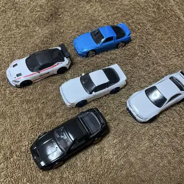 핫휠 닛산 루스