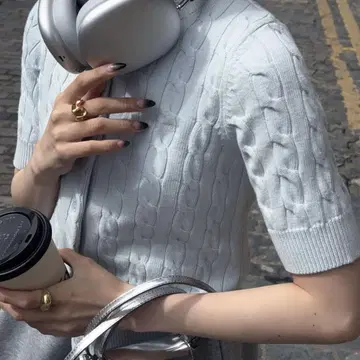 thetoe 한정판 가디건