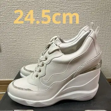 다이애나 슬림 레그 힐 업 스니커즈 24.5cm