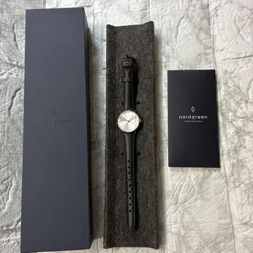 노드 그린 nordgreen 손목시계 28mm 실버 블랙 미사용