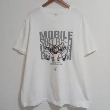 기동전사 건담 유니클로 콜라보 티셔츠 size-3XL