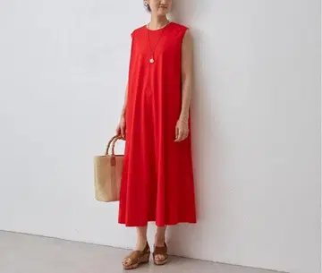 비어즐리 심플 컷 플레어 원피스 빨간색 슬리브리스 롱 원피스