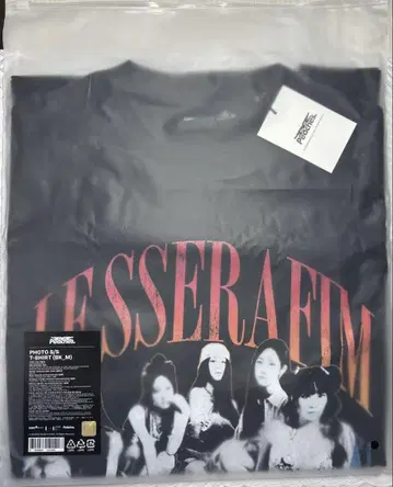 LE SSERAFIM 티셔츠 (M 사이즈)