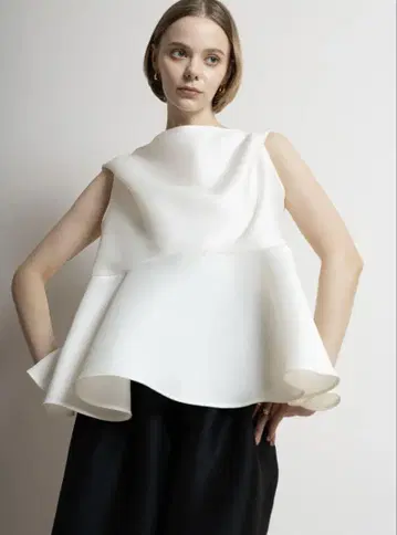 헤브 heve two charm blouse 바닐라