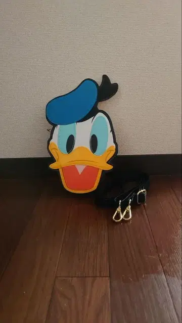 도널드 덕 숄더백 라운지 플라이