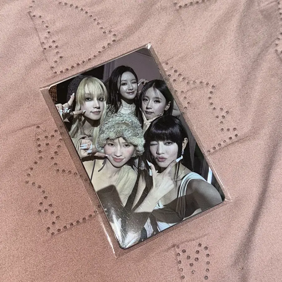 idle we are Good Thing weverse pre-order benefit unreleased