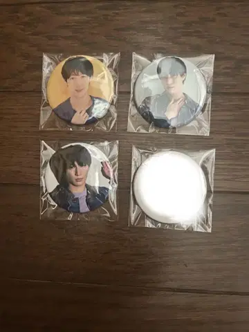 스즈키 유타카 복권 캔뱃지