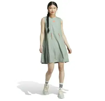 아디다스 adidas 슬리브리스 원피스 미사용