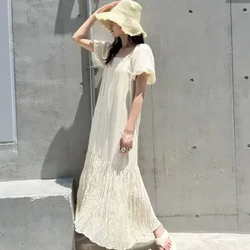 Kastane 개더 벌룬 소매 원피스