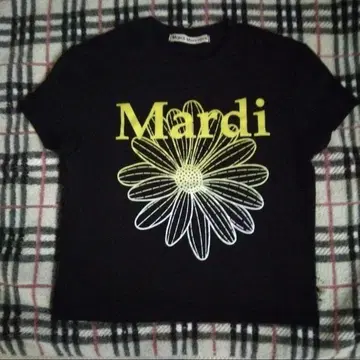 Mardi Mercredi 블랙 티셔츠