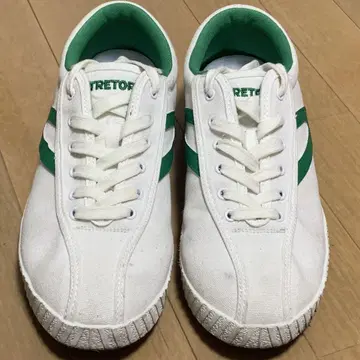 TRETORN 화이트/그린 스니커즈