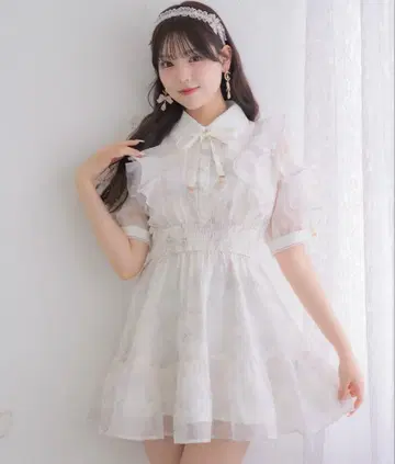 ROJITA 꽃무늬 반팔 미니 원피스 아이보리