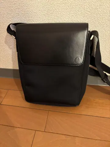 던힐 메신저 백